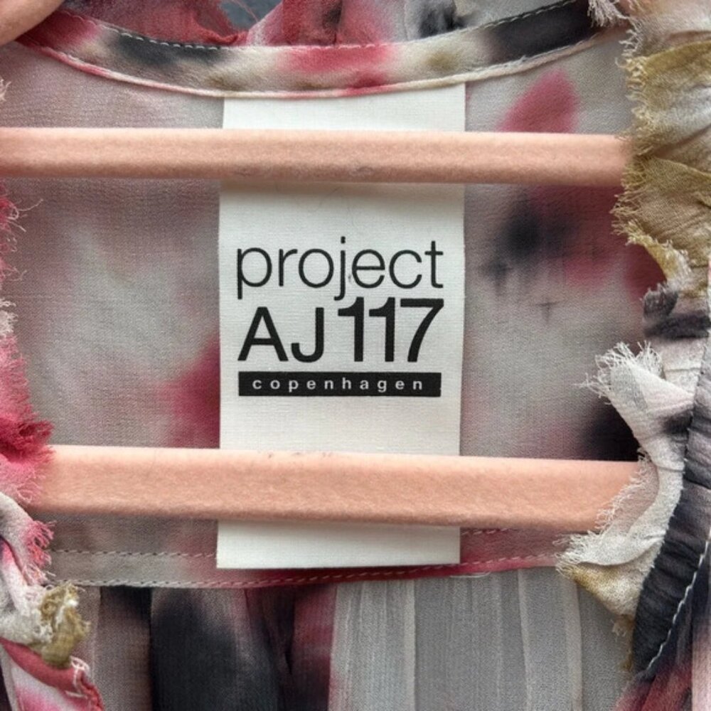 Project AJ117  Glory Blouse, size Small - Picture 11 of 11